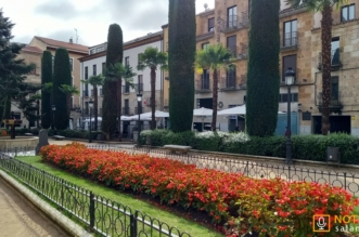 Plaza de la Libertad - jardines
