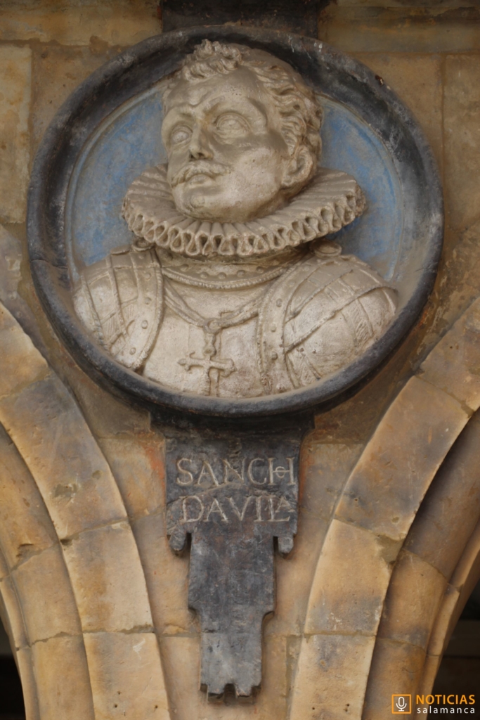 Medallon Sancho Davila