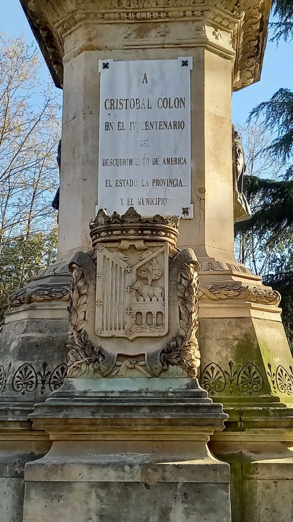 Escultura a Cristóbal Colón