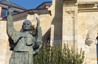 Alba de Tormes - Escultura Juan Pablo II