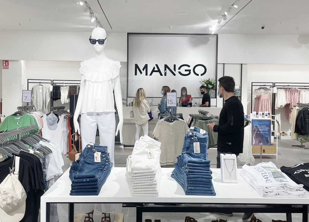 Nueva tienda Mango en el CC El Tormes 3