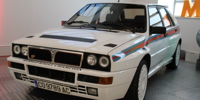 LANCIA DELTA HF INTEGRALE MARTINI 6 RÉPLICA (1992)