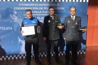 Medallas a los policias locales de Guijuelo 1