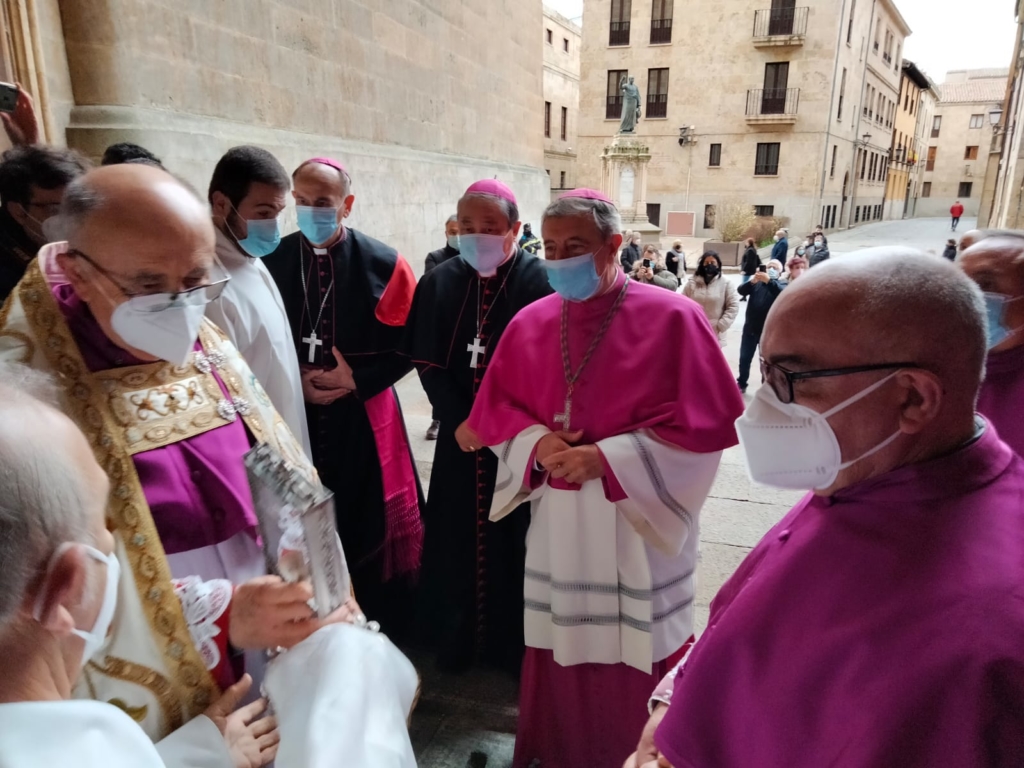 Nuevo Obispo de Salamanca 01