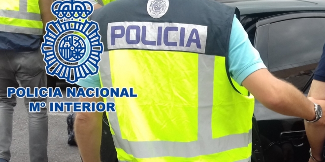 Foto chaleco Policia Nacional