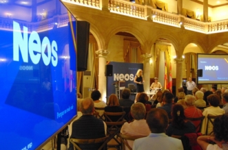 Presentacion de NEOS en Salamanca 13