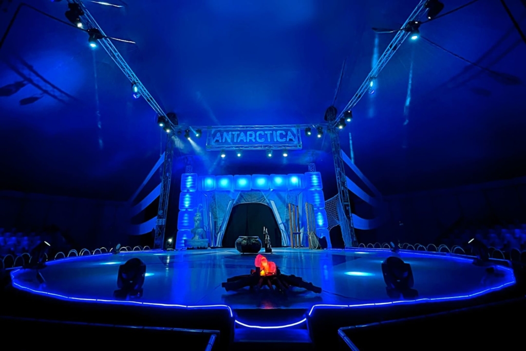 Antarctica circo Salamanca 2