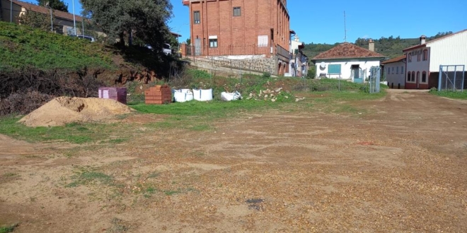 sotoserrano terrenos para viviendas campo de futbol