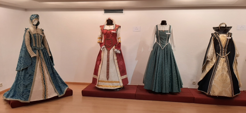Exposición de trajes del Siglo de Oro en el Palacio Garcigrande