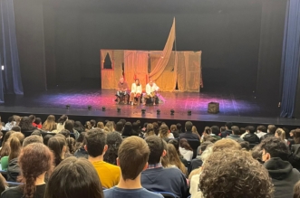 Los escolares van al teatro